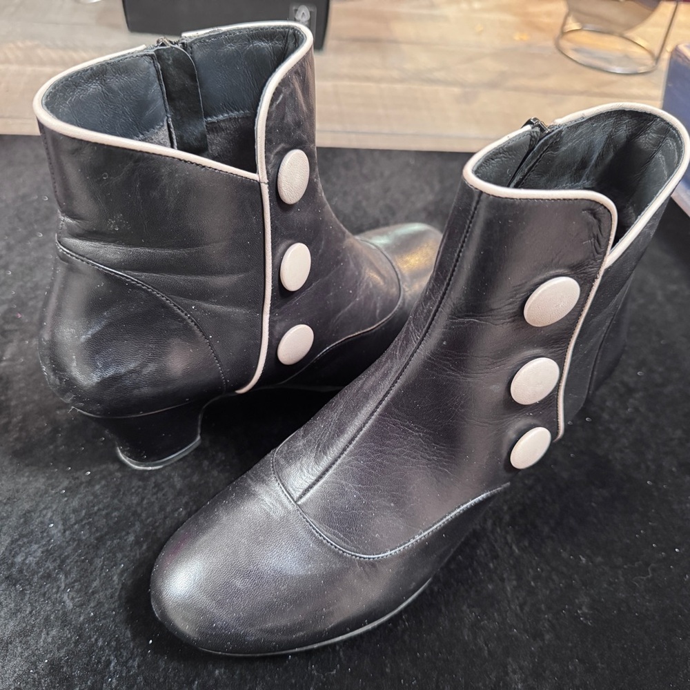 Miz Mooz Black Ankle Boots with Silver Buttons and Glossy Finish